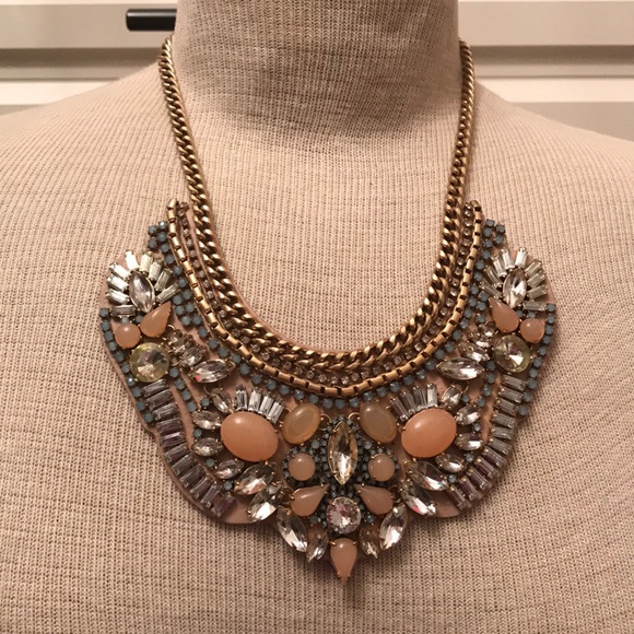 Stella & Dot Jewelry - Stella & Dot Bibb necklace